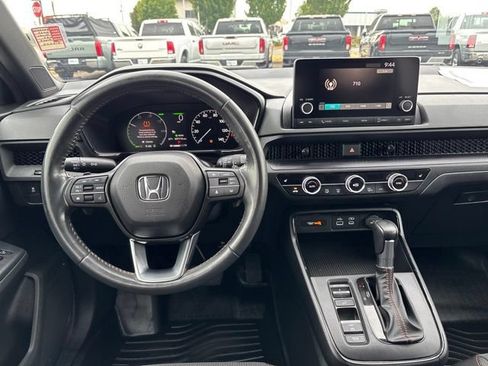 Used 2023 Honda CR-V Sport image 17