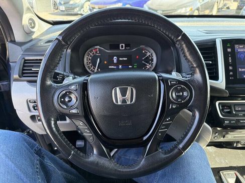 Used 2016 Honda Pilot Elite image 34