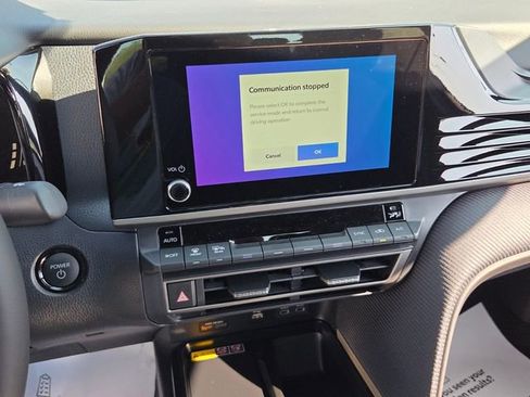 Used 2026 Toyota Camry SE w/ Convenience Package image 17