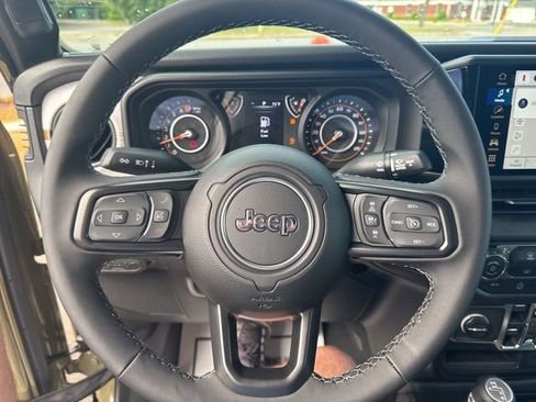 New 2026 Jeep Gladiator Sport AWD/4WD image 20