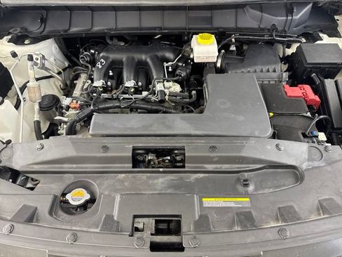 Certified 2025 Nissan Pathfinder S AWD/4WD image 17