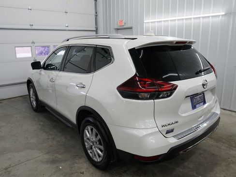 Used 2018 Nissan Rogue AWD image 9