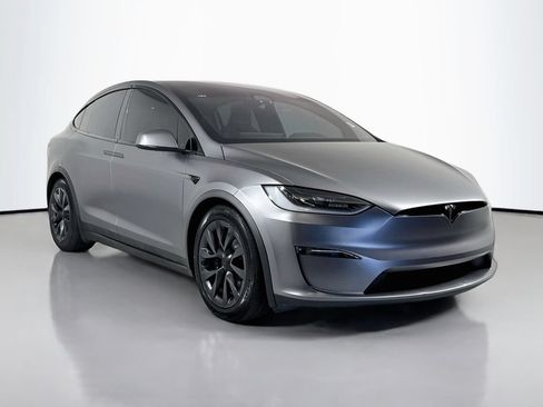 Used 2024 Tesla Model X AWD/4WD image 4