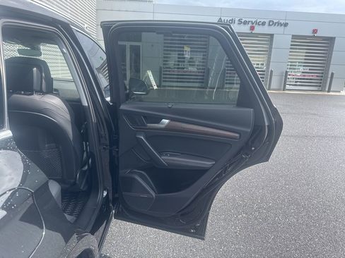 Certified 2024 Audi Q5 e Premium Plus AWD/4WD image 13