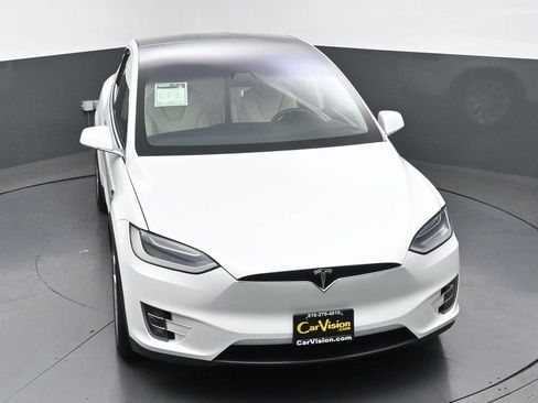 Used 2019 Tesla Model X 100D image 46