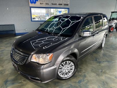 Used 2015 Chrysler Town & Country Touring-L w/ Driver Convenience Group