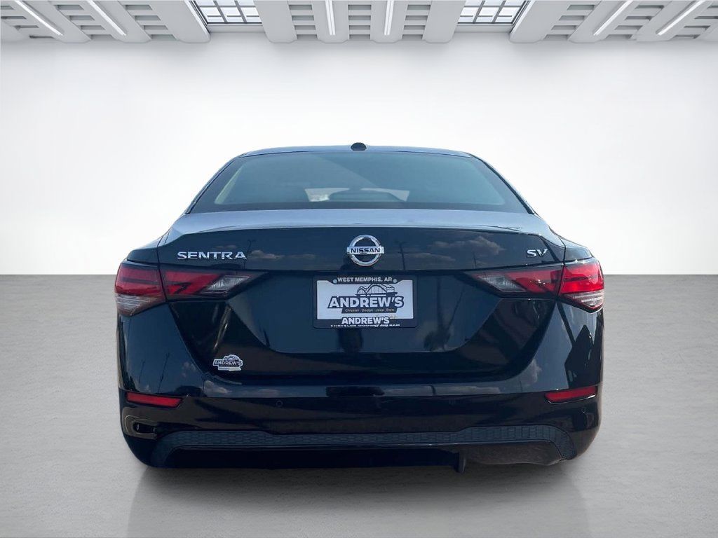 Used 2024 Nissan Sentra SV FWD image 5