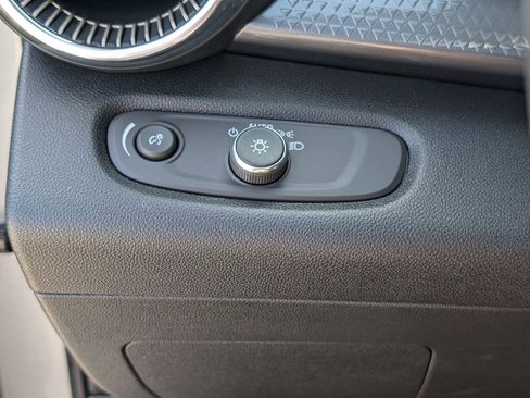 Used 2025 Chevrolet Trax ACTIV w/ Driver Confidence Package image 23