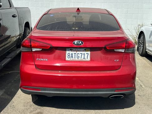 Used 2017 Kia Forte EX FWD image 5