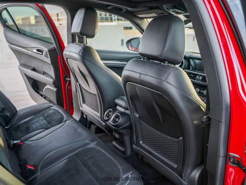 Used 2020 Alfa Romeo Stelvio Quadrifoglio image 57
