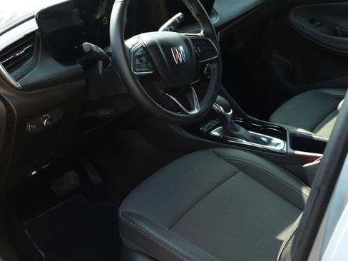 Used 2025 Buick Encore GX Preferred FWD image 15
