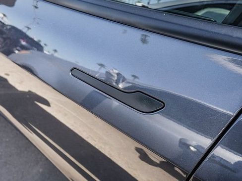 Used 2025 Tesla Model 3 Long Range RWD image 9