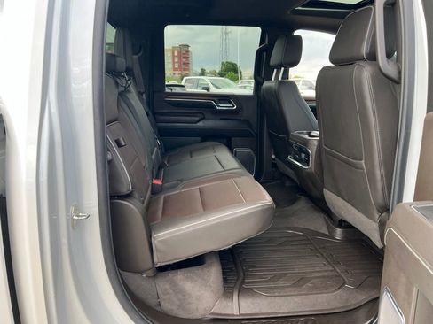 Certified 2024 GMC Sierra 2500 Denali w/ Denali Reserve Package AWD/4WD image 29