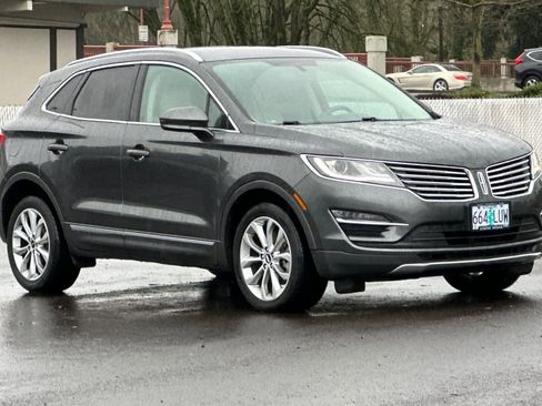 Used 2018 Lincoln MKC Select w/ Select Plus Package image 9