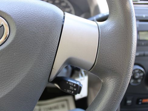 Used 2010 Toyota Corolla LE image 10