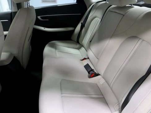 Certified 2025 Hyundai Sonata SEL FWD image 24
