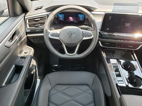 New 2026 Volkswagen Atlas Cross Sport SE AWD/4WD image 10