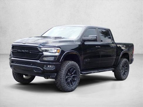 Used 2022 RAM 1500 Laramie AWD/4WD image 11