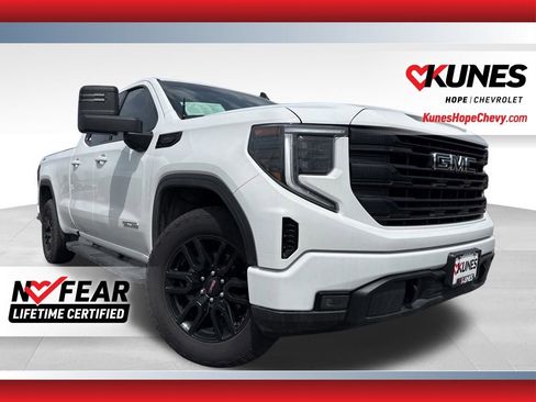 Used 2025 GMC Sierra 1500 Elevation w/ Preferred Package AWD/4WD image 1