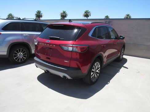 Used 2020 Ford Escape Titanium AWD/4WD image 3