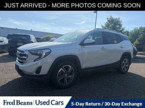 Used 2021 GMC Terrain SLT w/ LPO, Floor Liner Package AWD/4WD image 3