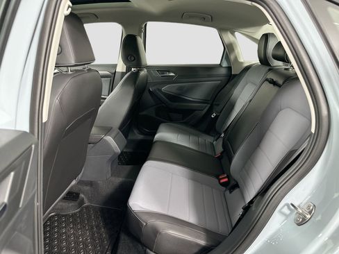 New 2025 Volkswagen Jetta SE image 20