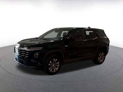 Used 2025 Chevrolet Equinox LT image 8