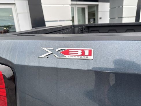 Certified 2021 GMC Sierra 1500 SLT w/ SLT Premium Package image 8