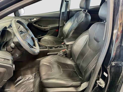 Used 2015 Ford Focus SE w/ Equipment Group 201A FWD image 20