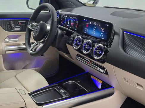 New 2026 Mercedes-Benz GLA 250 GLA 250 image 28