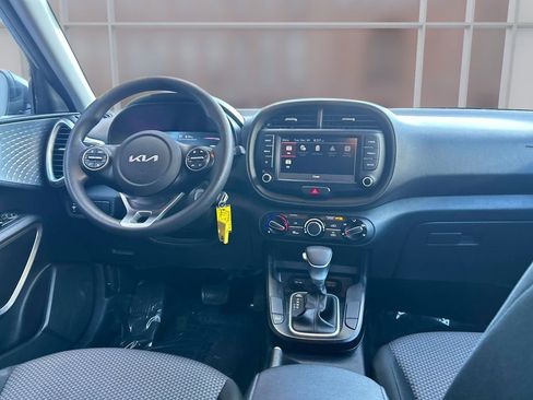 Used 2024 Kia Soul LX w/ Option Group 015 image 15