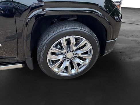 Used 2024 GMC Sierra 1500 Denali AWD/4WD image 13