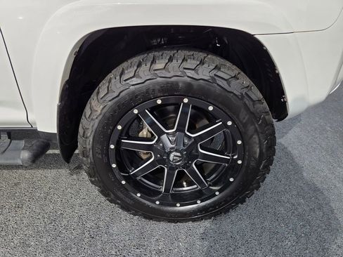 Used 2019 Toyota 4Runner SR5 Premium AWD/4WD image 15