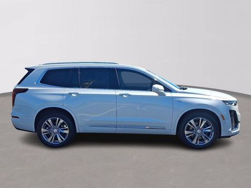 Certified 2023 Cadillac XT6 Premium Luxury w/ Technology Package AWD/4WD image 30