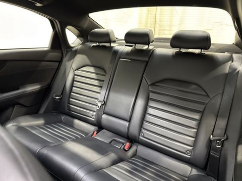 Used 2023 Kia Forte GT-Line w/ GT-Line Premium Package FWD image 13