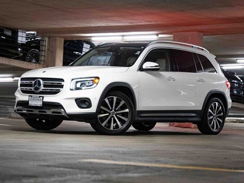 Used 2022 Mercedes-Benz GLB 250 4MATIC image 1