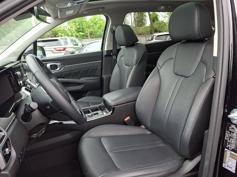 Certified 2023 Kia Sorento SX AWD/4WD image 12