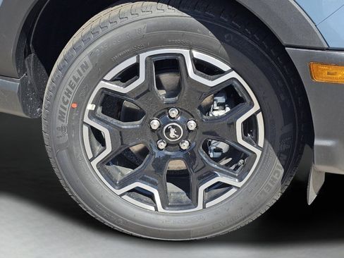 New 2026 Ford Bronco Sport Outer Banks w/ Outer Banks Tech Package+ AWD/4WD image 18