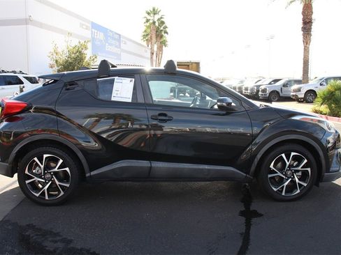 Used 2018 Toyota C-HR XLE image 10