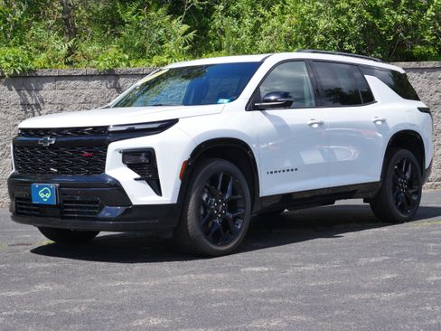 Certified 2026 Chevrolet Traverse RS AWD/4WD image 1