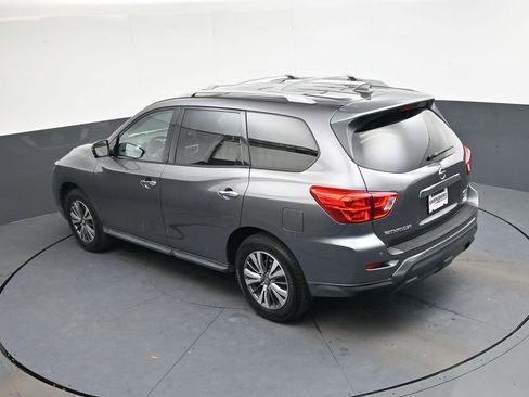 Used 2019 Nissan Pathfinder SL image 29