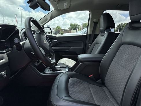 Used 2016 Chevrolet Colorado Z71 AWD/4WD image 11
