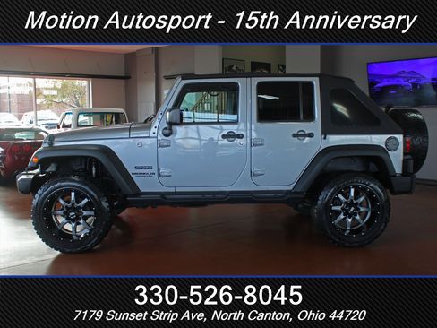 Used 2017 Jeep Wrangler Unlimited Sport w/ Quick Order Package 24S image 7