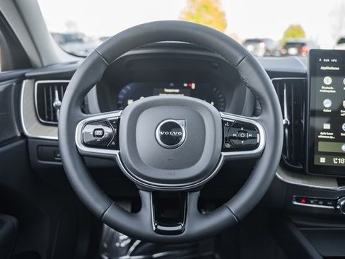 New 2026 Volvo XC60 B5 Ultra w/ Protection Package Premier image 28