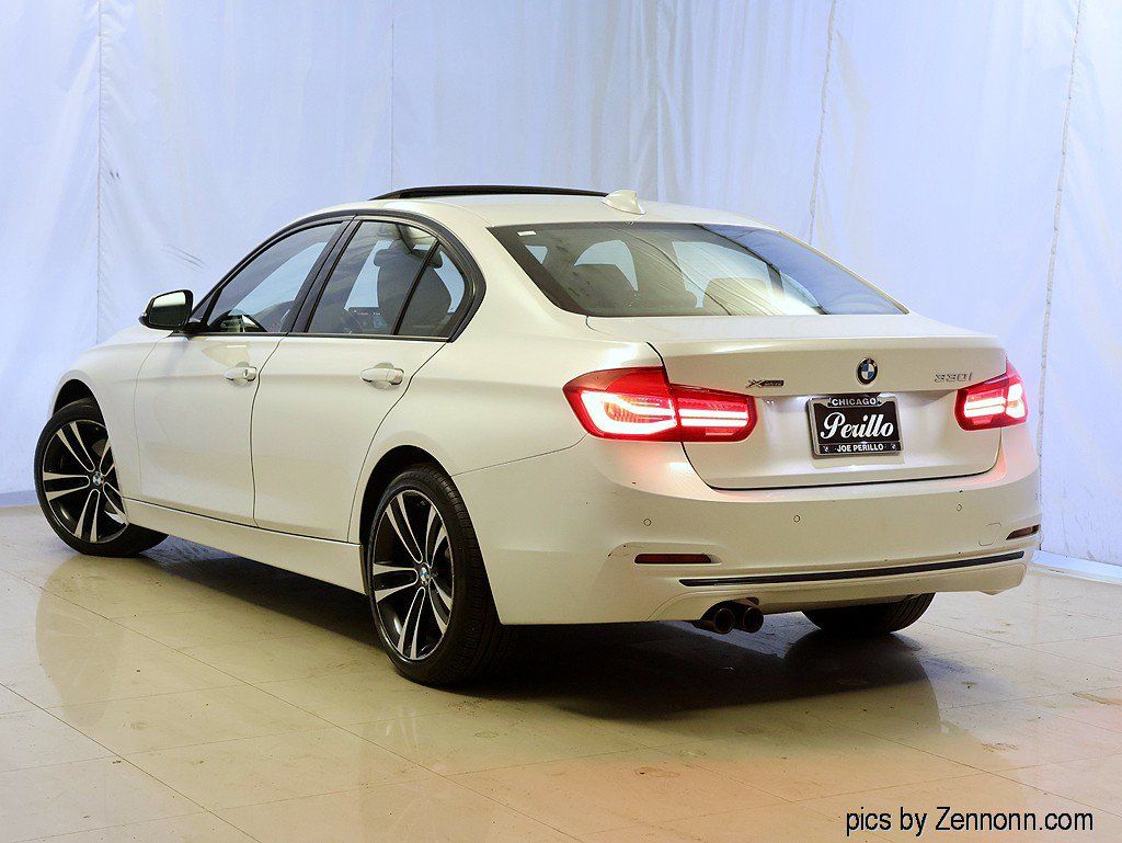 Used 2018 BMW 330i xDrive Sedan w/ Convenience Package AWD/4WD image 9