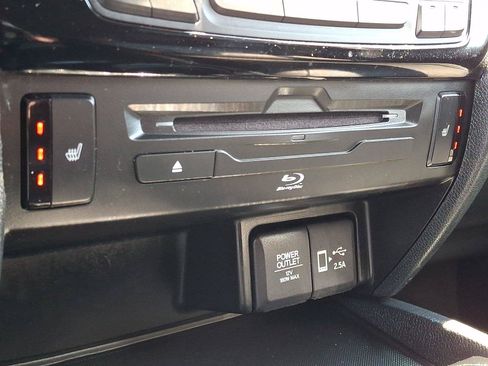 Used 2021 Honda Pilot Touring image 30