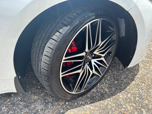 Used 2023 Kia Stinger GT2 RWD image 17