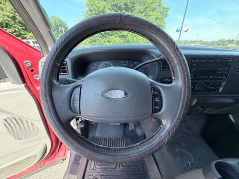Used 2003 Ford F250 XL AWD/4WD image 12
