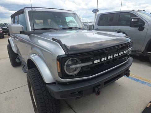 Used 2021 Ford Bronco Outer Banks AWD/4WD image 3