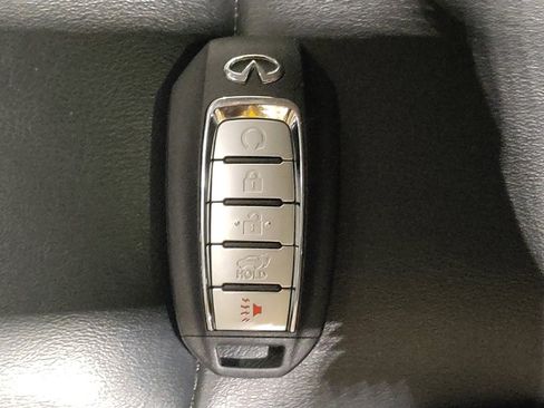Used 2019 INFINITI QX60 Pure image 32